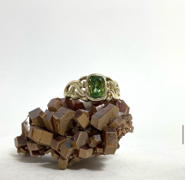 anello con tormalina verde